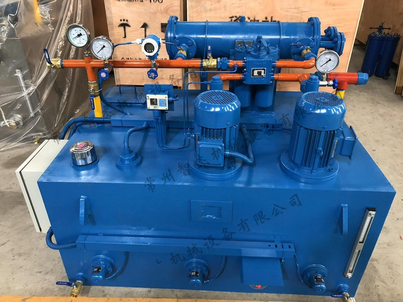 The two systems that make up the thin oil station